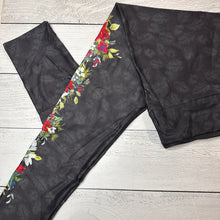 Load image into Gallery viewer, TC - Adult Leggings Bundle - 13