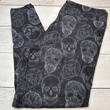 Load image into Gallery viewer, TC - Adult Leggings Bundle - 9