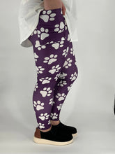 Load image into Gallery viewer, Plum Paw Leggings w/ Pockets
