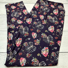 Load image into Gallery viewer, TC2 - Adult Leggings Bundle - 4
