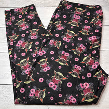 Load image into Gallery viewer, TC - Adult Leggings Bundle - 2
