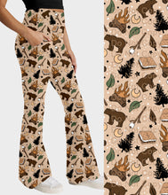 Load image into Gallery viewer, RTS - Campfire S'mores Flare Leggings w/ Pockets
