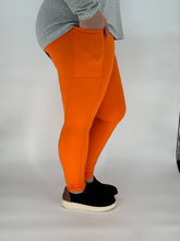 Load image into Gallery viewer, Orange Sport Pocket Leggings
