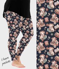 Load image into Gallery viewer, RTS - Reading Cows Leggings w/ Pockets
