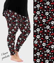 Load image into Gallery viewer, RTS - Paws to My Heart Leggings w/ Pockets
