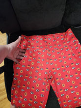 Load image into Gallery viewer, FLARES AND TEES RUN - DEEP CHARCOAL - YOGA FLARES
