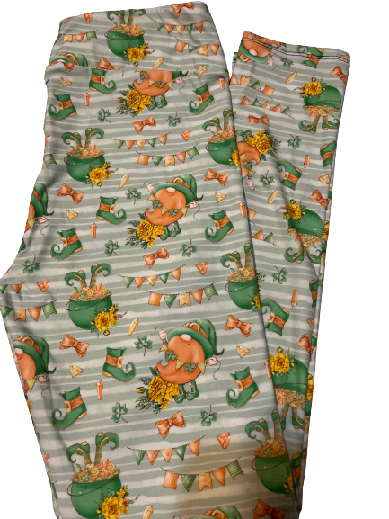 green stripes st Patrick gnome leggings